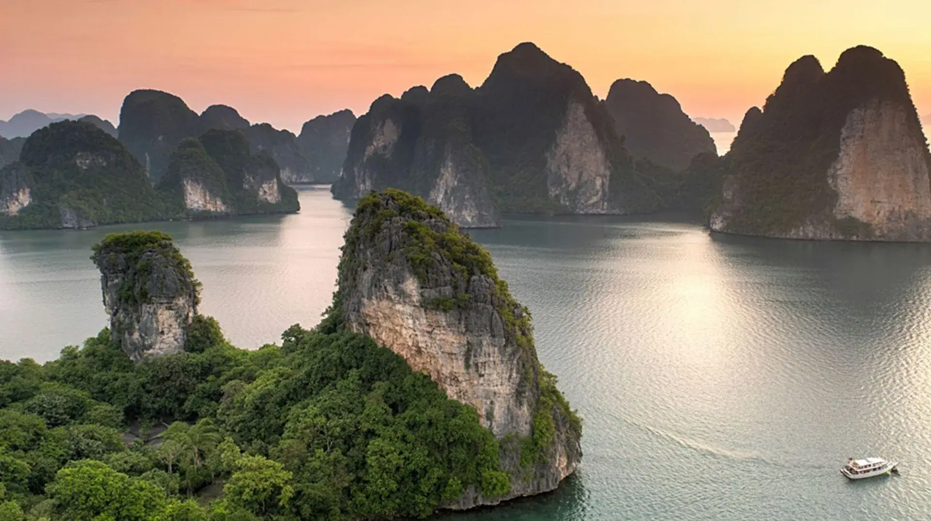 La baie d'Halong au Vietnam